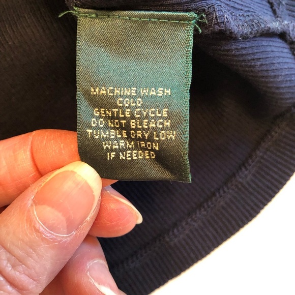 Lauren Ralph Lauren Navy Short Sleeve Top with White Accents Size M - Picture 6 of 7